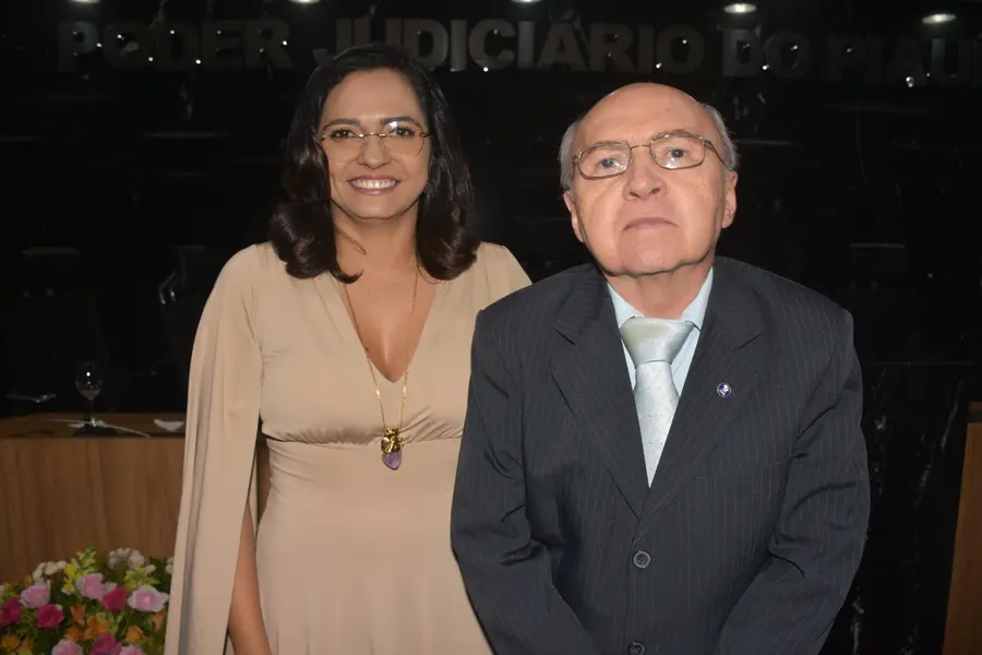 Juíza Keylla Ranyere assume presidência da AMAPI como a primeira mulher no cargo