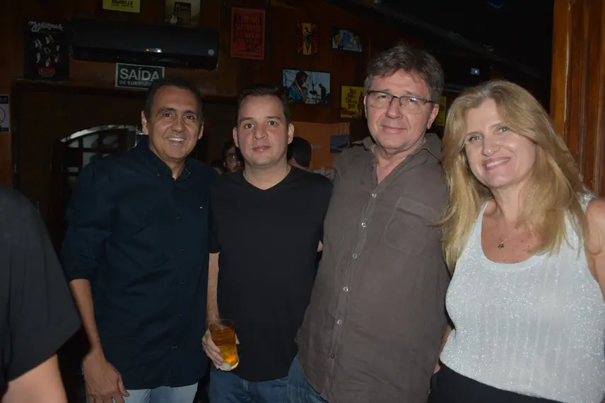 Noite de Rock e MPB reúne jovens em Pub badalado na Zona Leste de Teresina