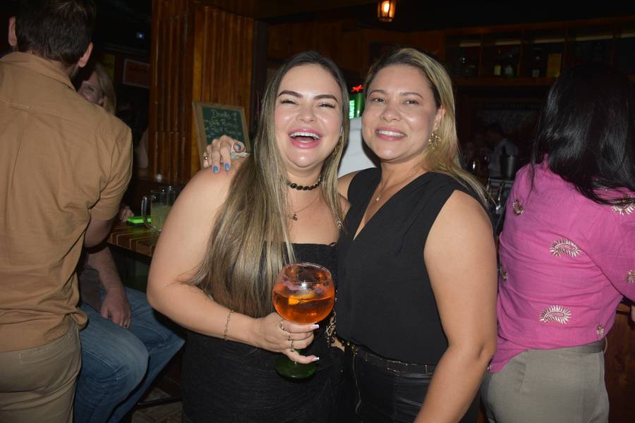 Noite de Rock e MPB reúne jovens em Pub badalado na Zona Leste de Teresina