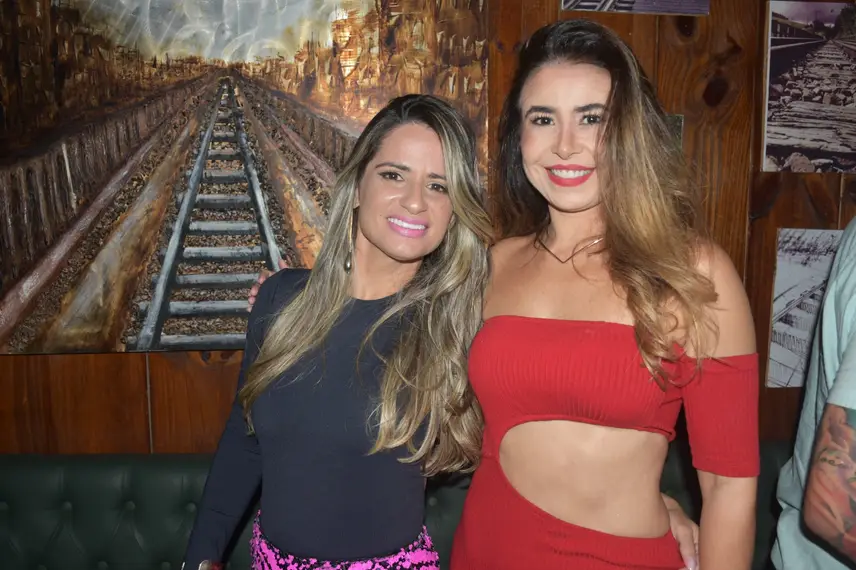 Noite de Rock e MPB reúne jovens em Pub badalado na Zona Leste de Teresina Noite de Rock e MPB reúne jovens em Pub badalado na Zona Leste de Teresina