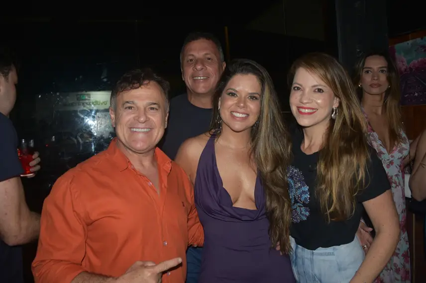 Noite de Rock e MPB reúne jovens em Pub badalado na Zona Leste de Teresina Noite de Rock e MPB reúne jovens em Pub badalado na Zona Leste de Teresina