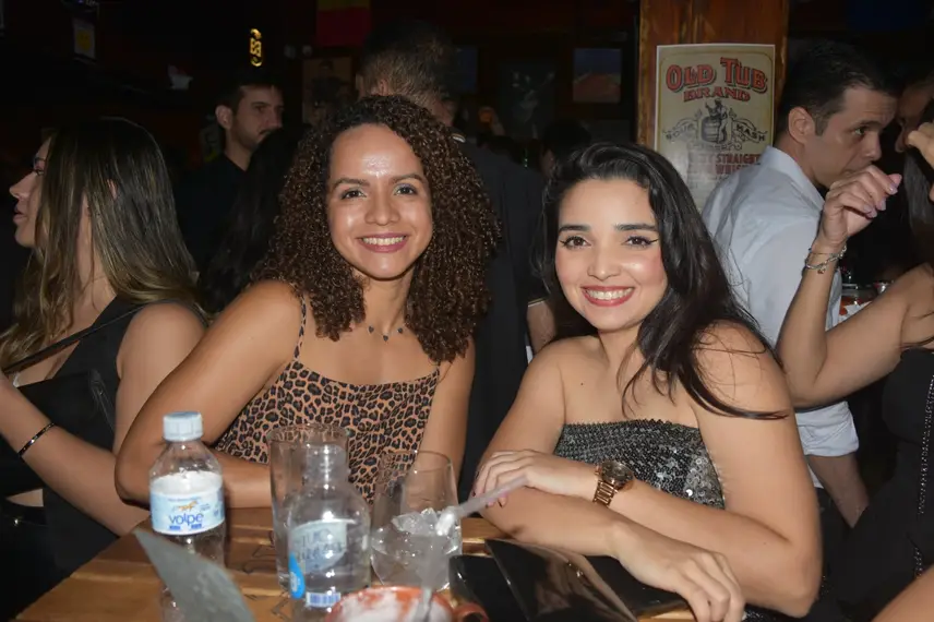 Noite de Rock e MPB reúne jovens em Pub badalado na Zona Leste de Teresina Noite de Rock e MPB reúne jovens em Pub badalado na Zona Leste de Teresina