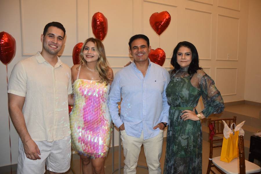 Noivado de Marcus Victor Vignoli e Ana Carolina Galvão