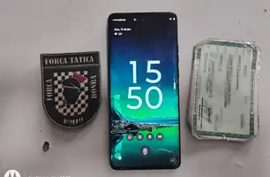 Polícia Militar realiza apreensão de celular roubado na zona Sudeste de Teresina (Foto: SSP-PI)
