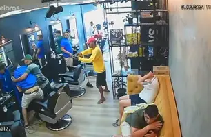 Polícia procura homem que atirou em policial em barbearia de Timon (Foto: Reprodução)