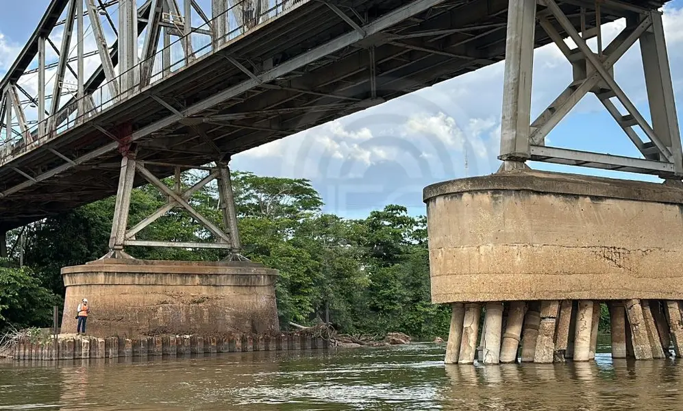 Ponte Metálica João Luís Ferreira, que conecta Teresina (PI) a Timon (MA)