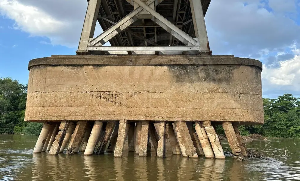 Ponte Metálica João Luís Ferreira, que conecta Teresina (PI) a Timon (MA)