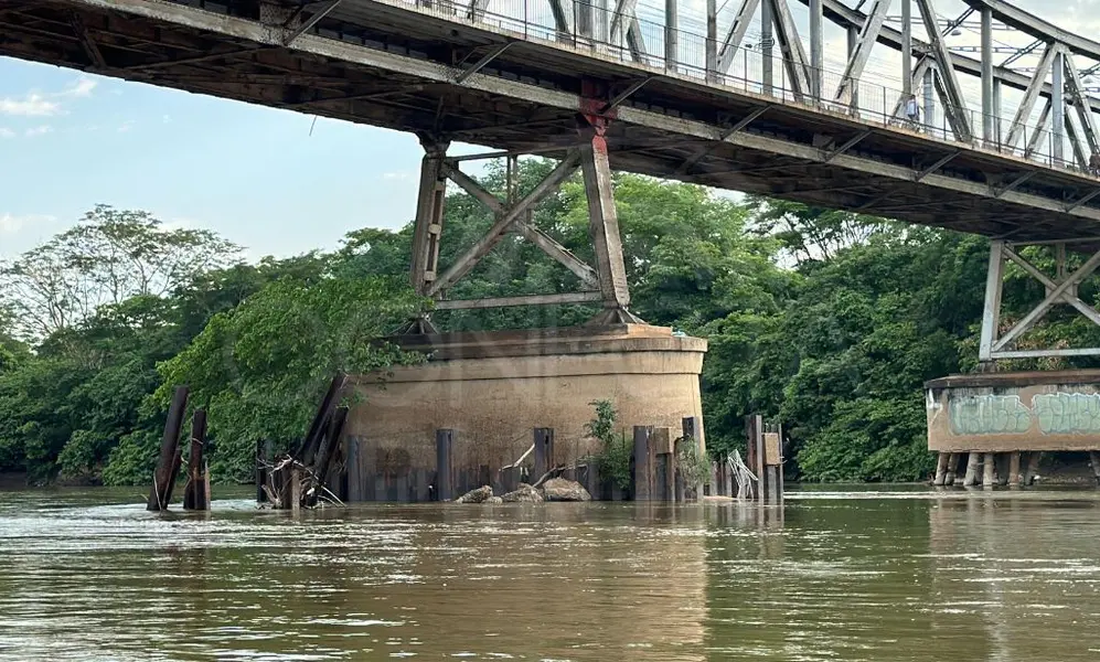 Ponte Metálica João Luís Ferreira, que conecta Teresina (PI) a Timon (MA)