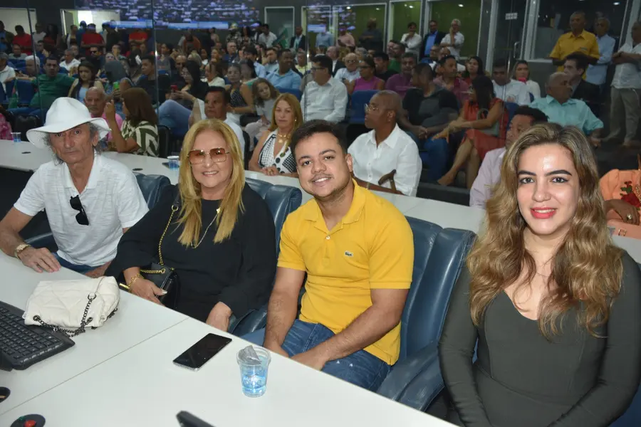 Posse dos vereadores Samantha Cavalca e Pedro Alcântara