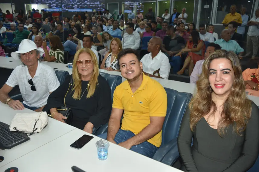 Posse dos vereadores Samantha Cavalca e Pedro Alcântara