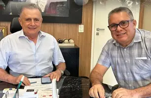 Prefeito Tropi e deputado Flávio Nogueira discutem prioridades para Nazária (Foto: Reprodução)