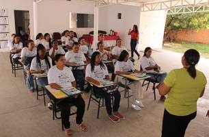 Projeto promove curso gratuito de recepcionista de hotel em Teresina (Foto: Reprodução)