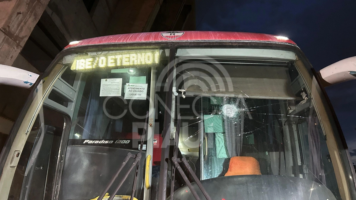 River é vaiado e ônibus sofre ataque após derrota para o Altos no estadual