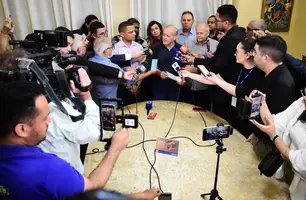 Silvio Mendes anuncia pagamento das férias dos professores da rede municipais (Foto: Reprodução)