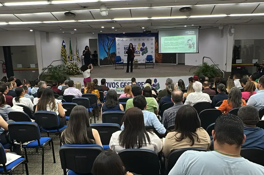 TCE-PI realiza seminário para treinamento dos novos gestores municipais