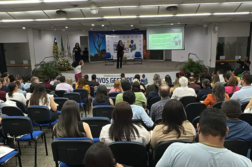 TCE-PI realiza seminário para treinamento dos novos gestores municipais