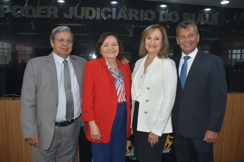 Valdênia Moura assume como juíza substituta no TJ-PI