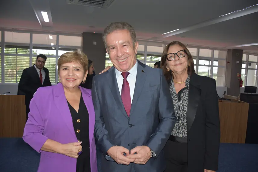 Valdênia Moura assume como juíza substituta no TJ-PI