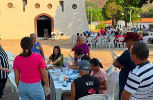 Ação do programa Hiperdia movimenta a Praça da Igreja Matriz em Ribeiro Gonçalves (Foto: Reprodução)