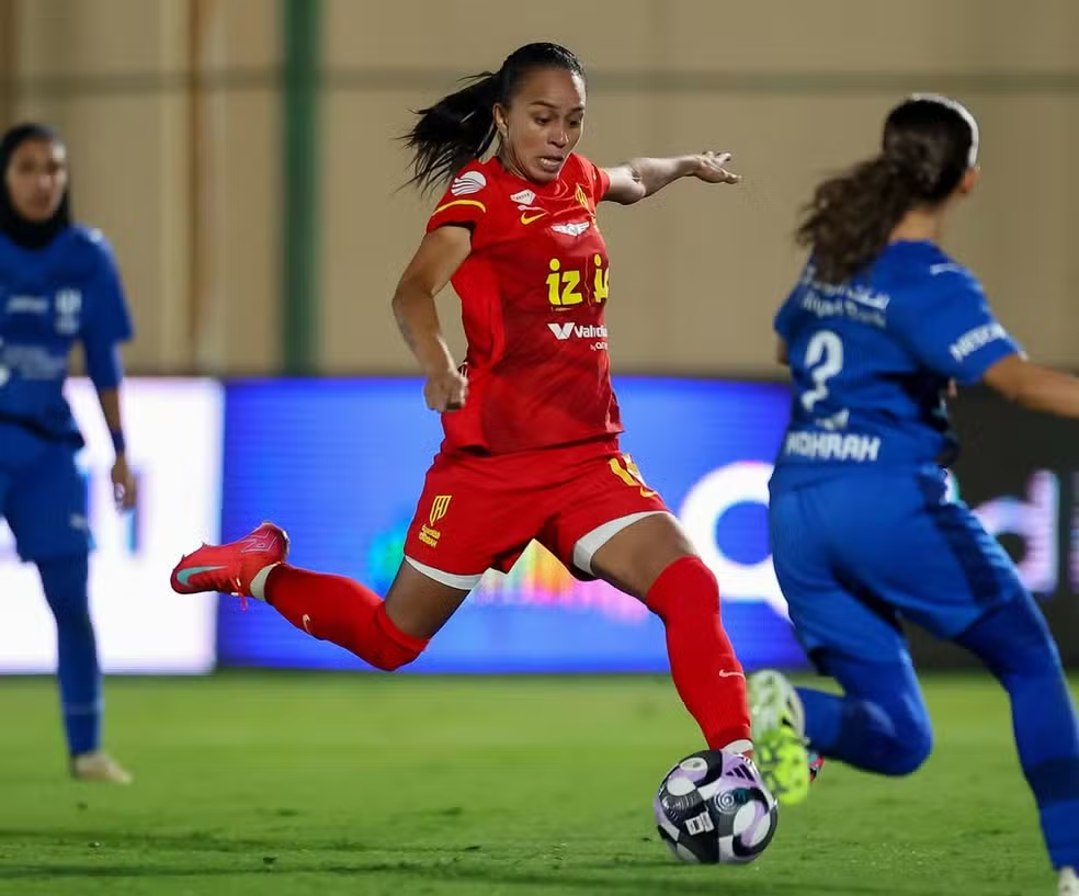 Adriana Silva, atacante piauiense do Al-Qadsiah