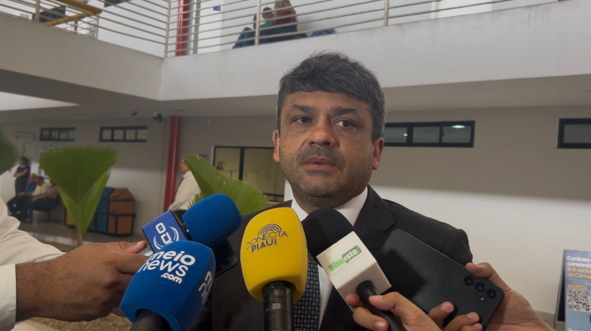 Advogado Edson Araújo