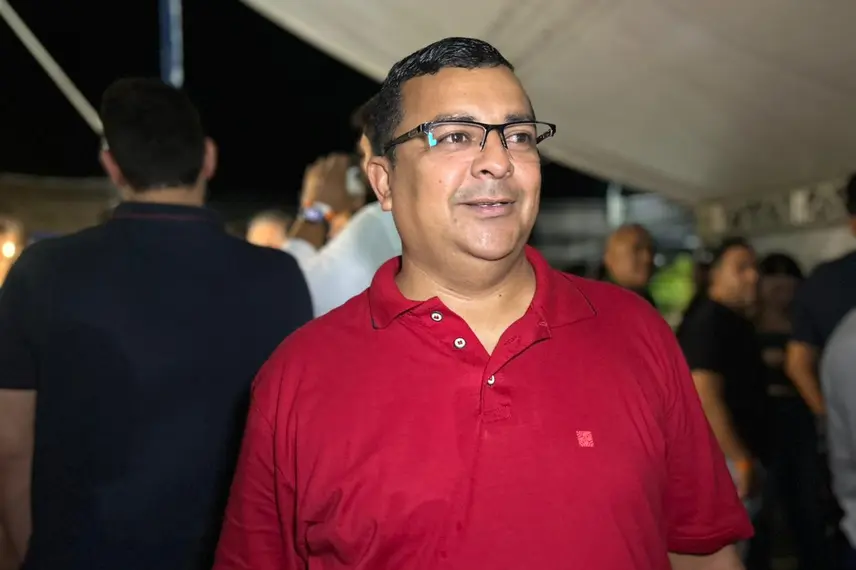 Altos celebra aniversário do prefeito Maxwell com show de Raí Saia Rodada