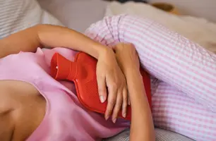 Câmara dos Deputados aprova licença menstrual de até dois dias por mês para trabalhadoras (Foto: Freepik)