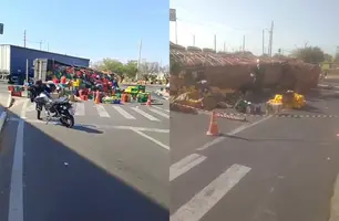 Caminhão carregado de frutas tomba e compromete trânsito na zona Sul de Teresina (Foto: Reprodução)