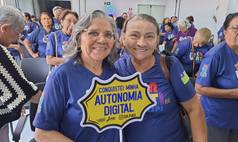 CapacitIA forma nova turma de idosos em tecnologia e uso seguro do celular