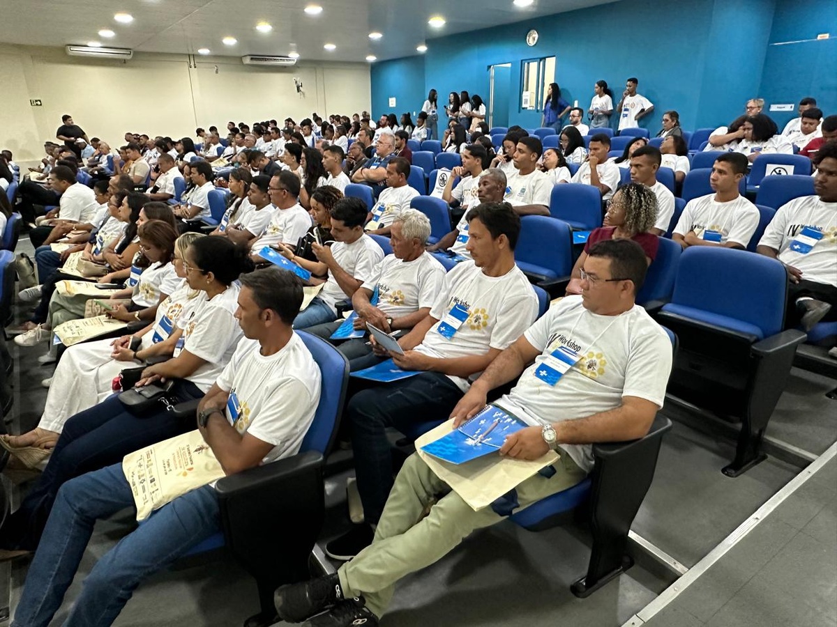 Codevasf apoia workshop piauiense que discute gestão e tecnologias na apicultura