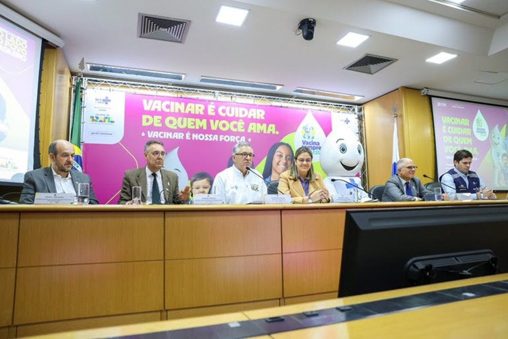 Coletiva de imprensa de lançamento da Campanha Nacional de Multivacinação para atualização de caderneta