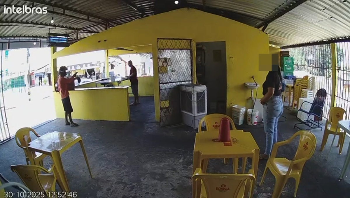 Criminosos armados roubam acessórios de ouro em espetaria na zona Sul de Teresina