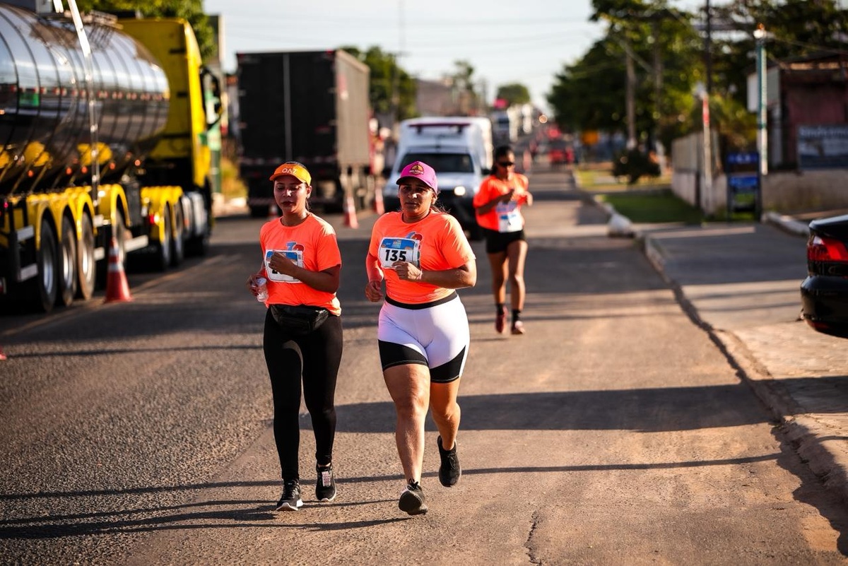 Cristino Castro inicia comemorações pelos 72 anos com corrida e ciclismo