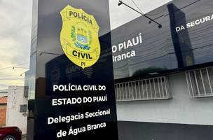 Delegacia de Água Branca (Foto: Canal 121)