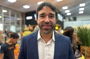 Deputado Marden Menezes destaca apoio a programas sociais na Feira dos Municípios (Foto: Conecta Piauí)