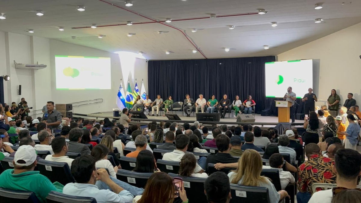Diálogos pelo Piauí encerra 10ª edição com plenária em Parnaíba