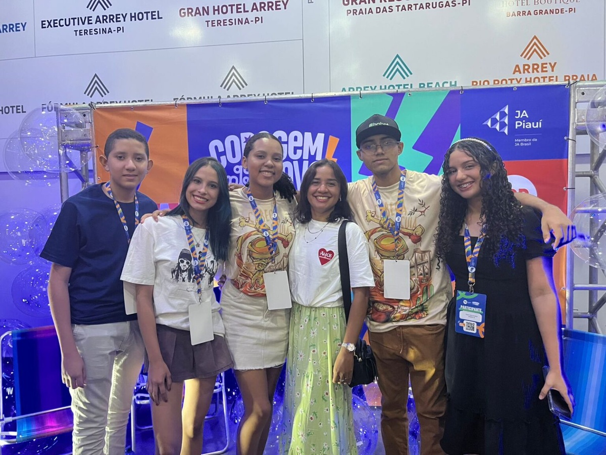 Estudantes da rede estadual participam do Findinexa, vitrine jovem do Brasil