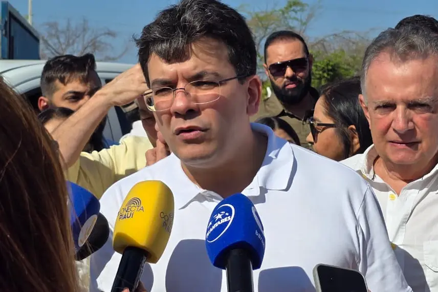 Governador entrega obras e participa de plenária do Diálogos pelo Piauí em Valença