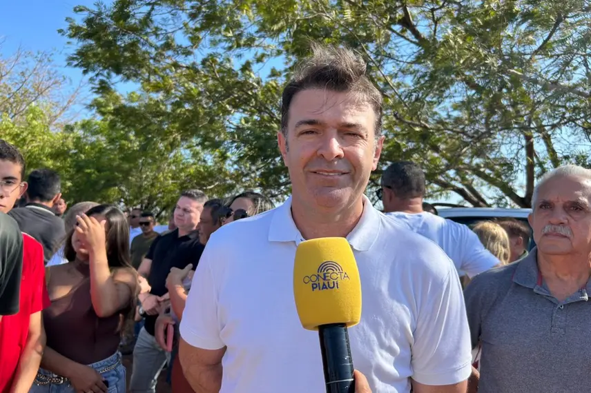 Governador entrega obras e participa de plenária do Diálogos pelo Piauí em Valença