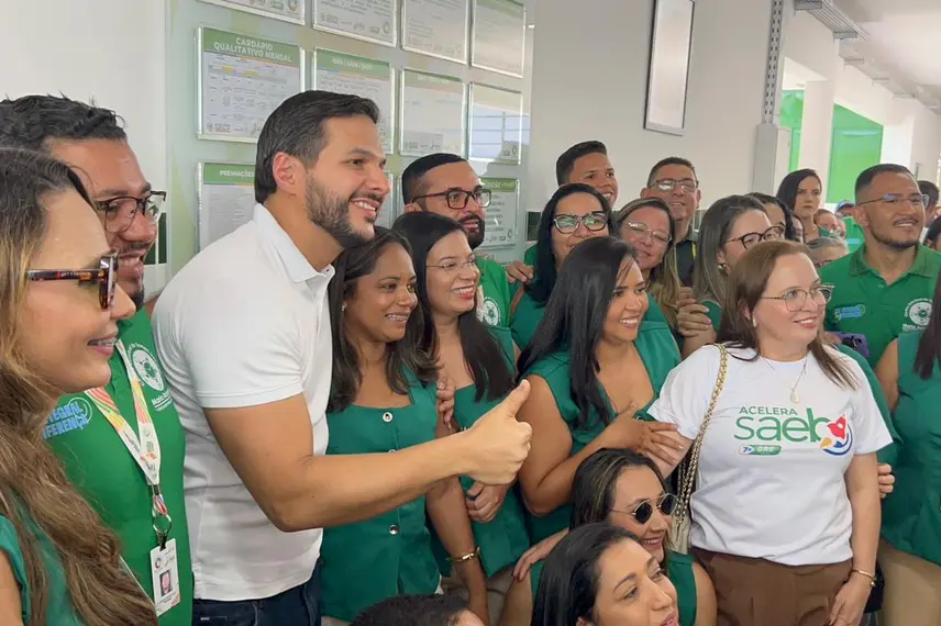 Governador entrega obras e participa de plenária do Diálogos pelo Piauí em Valença