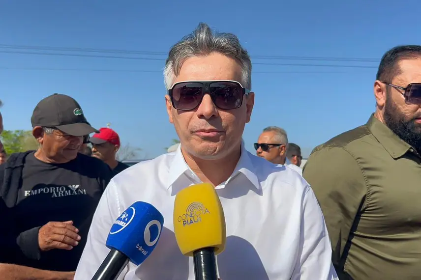 Governador entrega obras e participa de plenária do Diálogos pelo Piauí em Valença