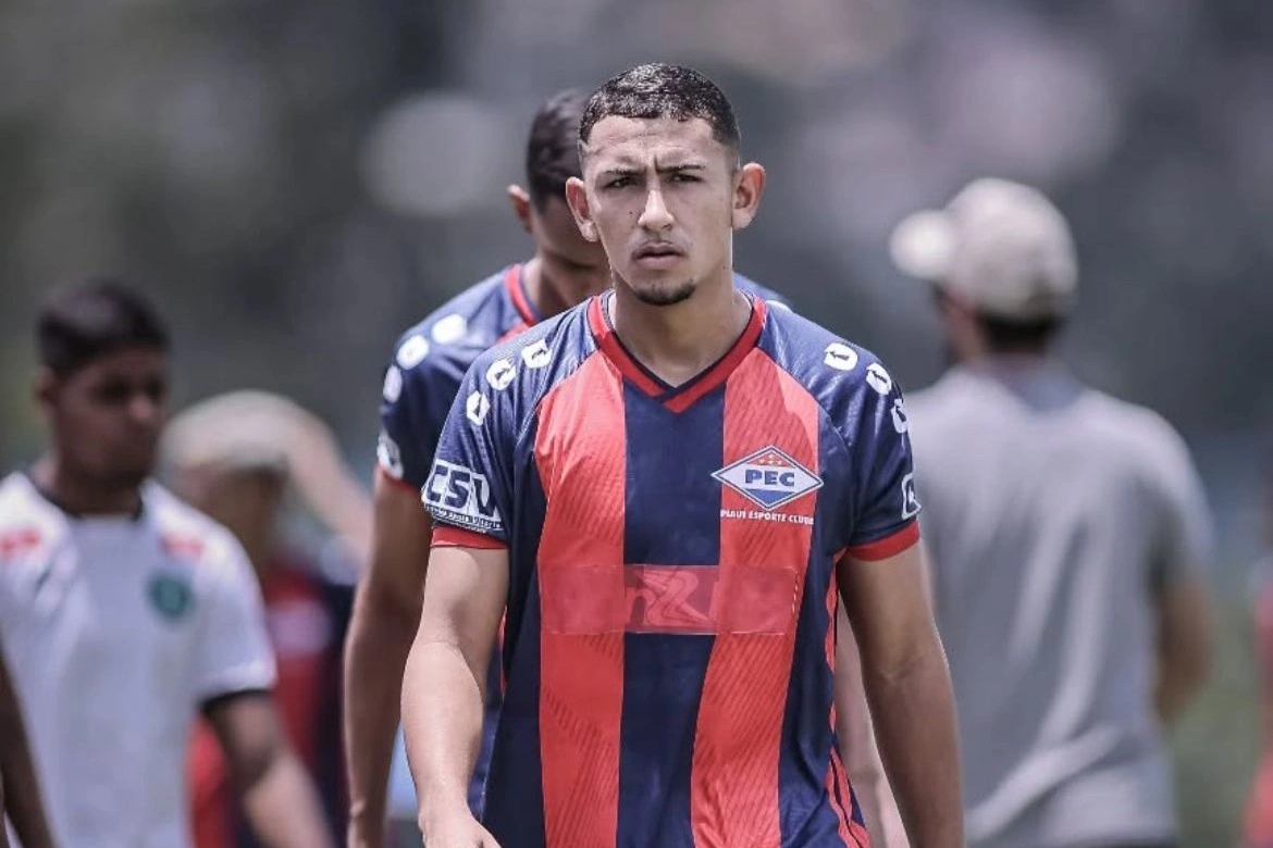 Jogador do Piauí morre em acidente de moto em Altos