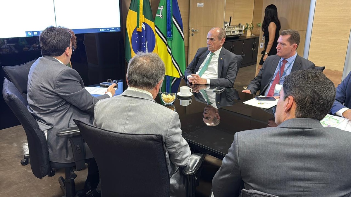 Marcelo Castro e governador Rafael Fonteles se reúnem com ministro Waldez Góes para tratar sobre construção da Adutora da Serra da Capivara