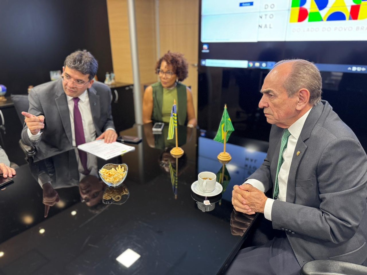 Marcelo Castro e governador Rafael Fonteles se reúnem com ministro Waldez Góes para tratar sobre construção da Adutora da Serra da Capivara