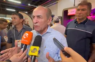 Marcelo Castro visita estande de Aroazes e elogia Feira dos Municípios (Foto: Conecta Piauí)