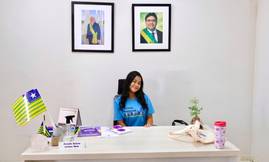 Menina assume cadeira da Secretaria das Mulheres e expõe desafio da gestão pública (Foto: Reprodução)