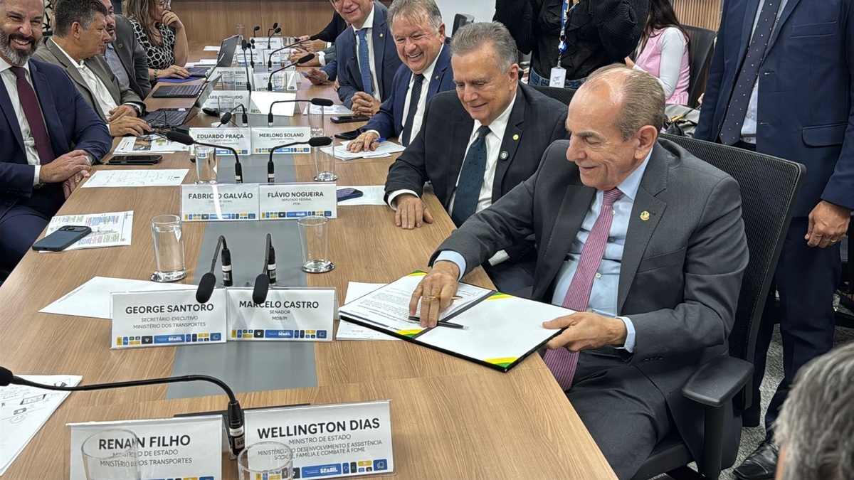 Ministério dos Transportes dá ordem de serviço para duplicação da BR-316 no Piauí