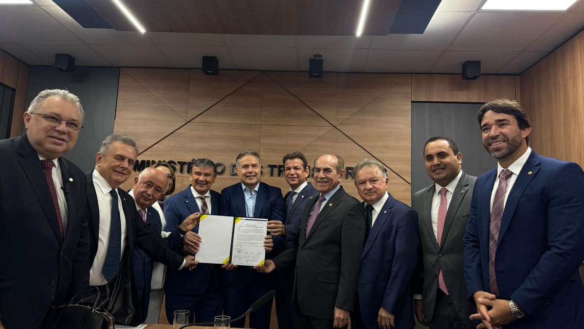 Ministério dos Transportes dá ordem de serviço para duplicação da BR-316 no Piauí