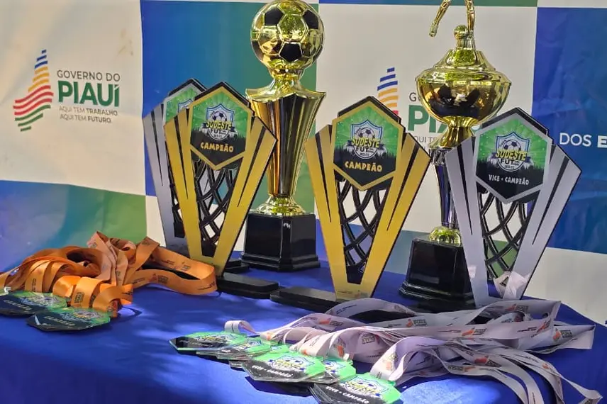 Mônaco e Dirceu conquistam títulos na Copa Sudeste de Futebol e Futsal em Teresina