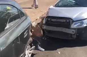 Motorista embriagado causa acidente e atinge dois carros na zona Sul de Teresina (Foto: Reprodução)